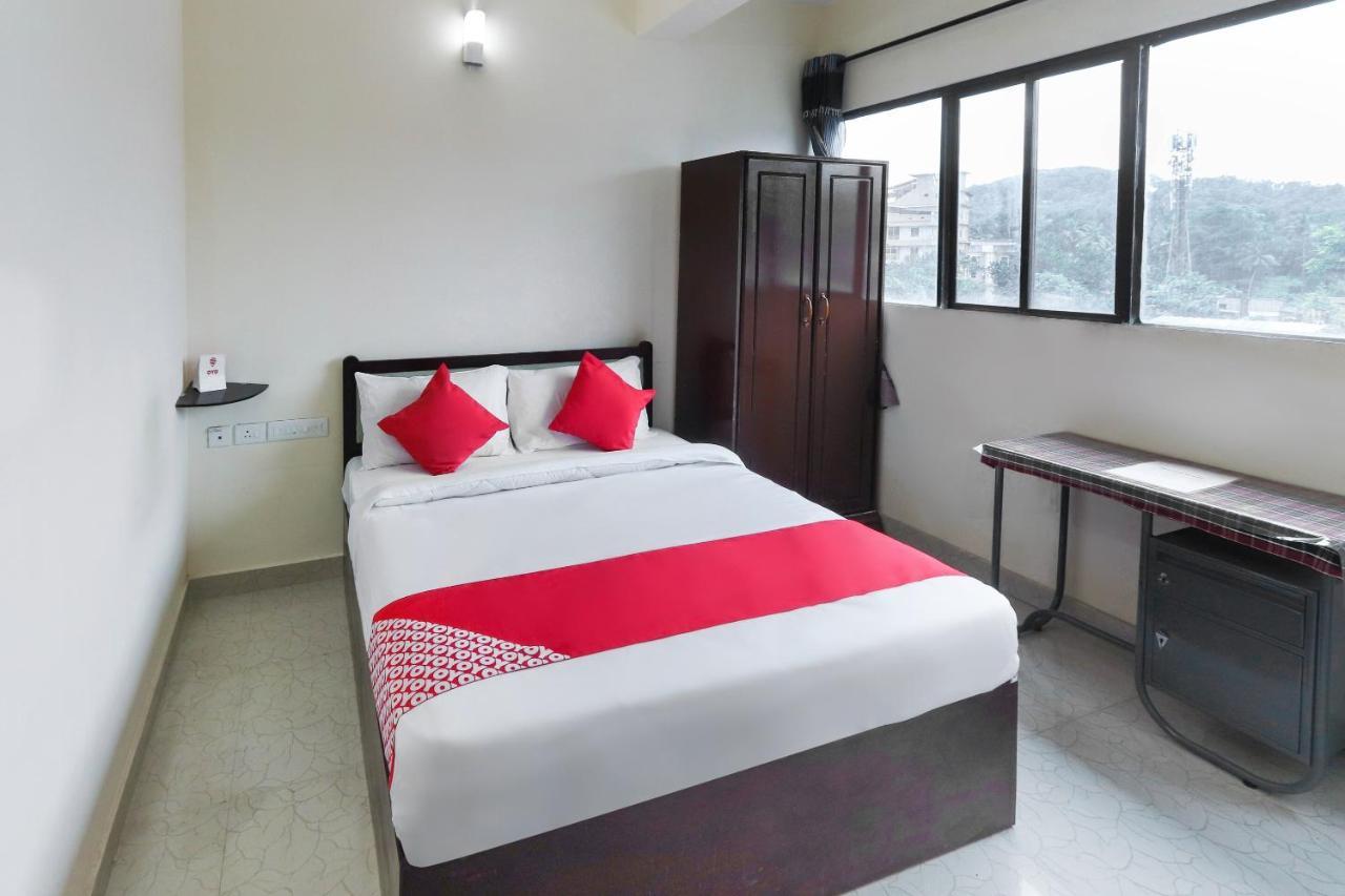 מלון Nedumkandam Oyo 49244 Green Castle Residency מראה חיצוני תמונה